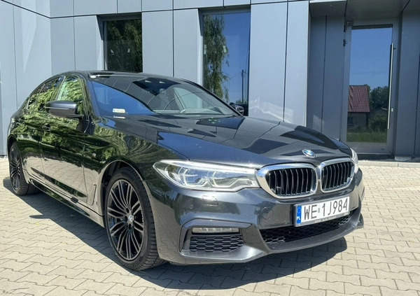 BMW Seria 5 cena 119701 przebieg: 179000, rok produkcji 2020 z Wałbrzych małe 781